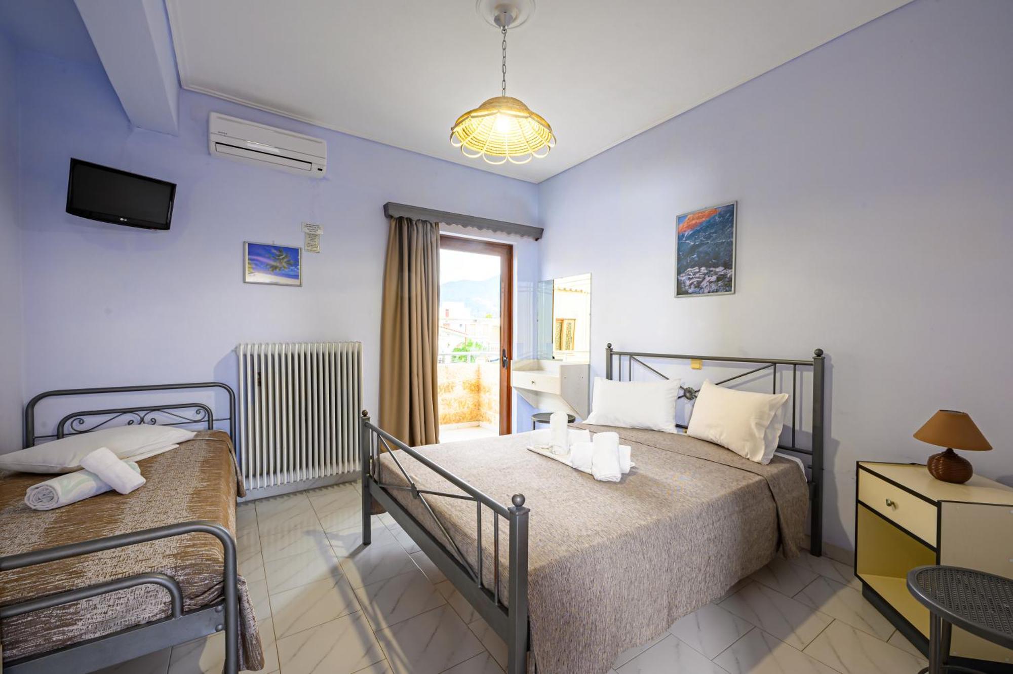 Iliahtida Apartments Rovies Dış mekan fotoğraf
