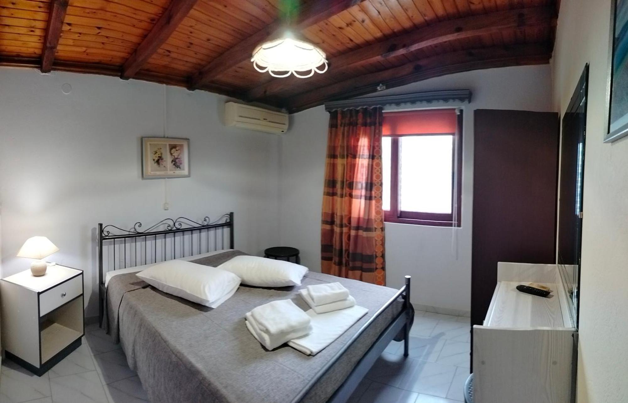 Iliahtida Apartments Rovies Dış mekan fotoğraf