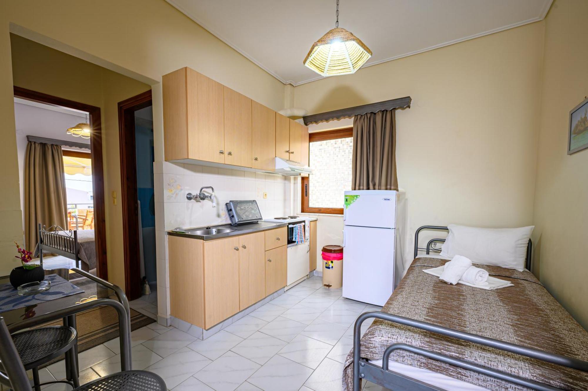 Iliahtida Apartments Rovies Dış mekan fotoğraf