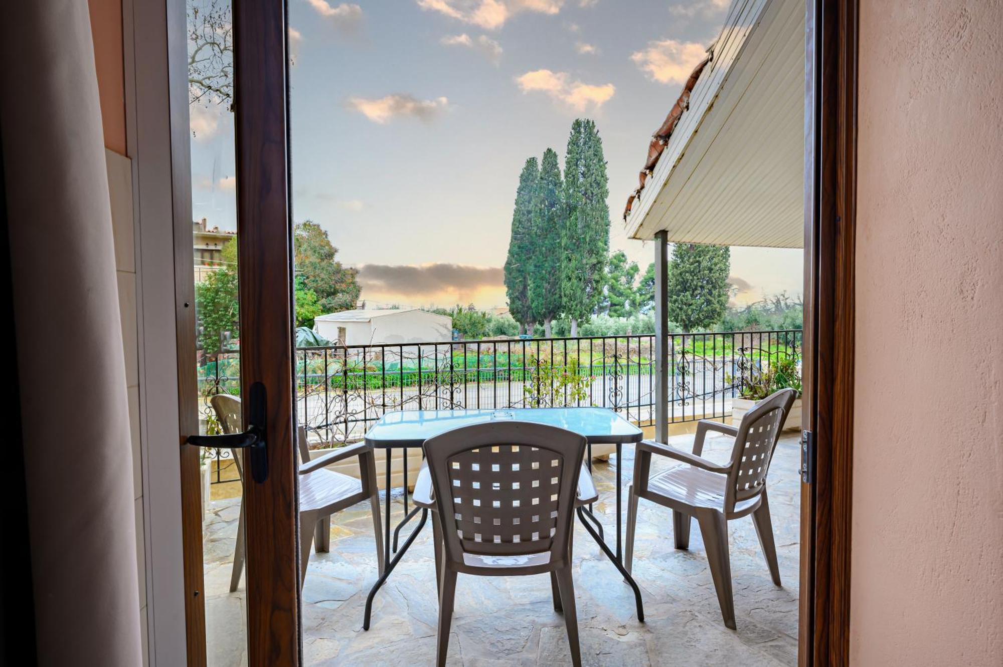 Iliahtida Apartments Rovies Dış mekan fotoğraf