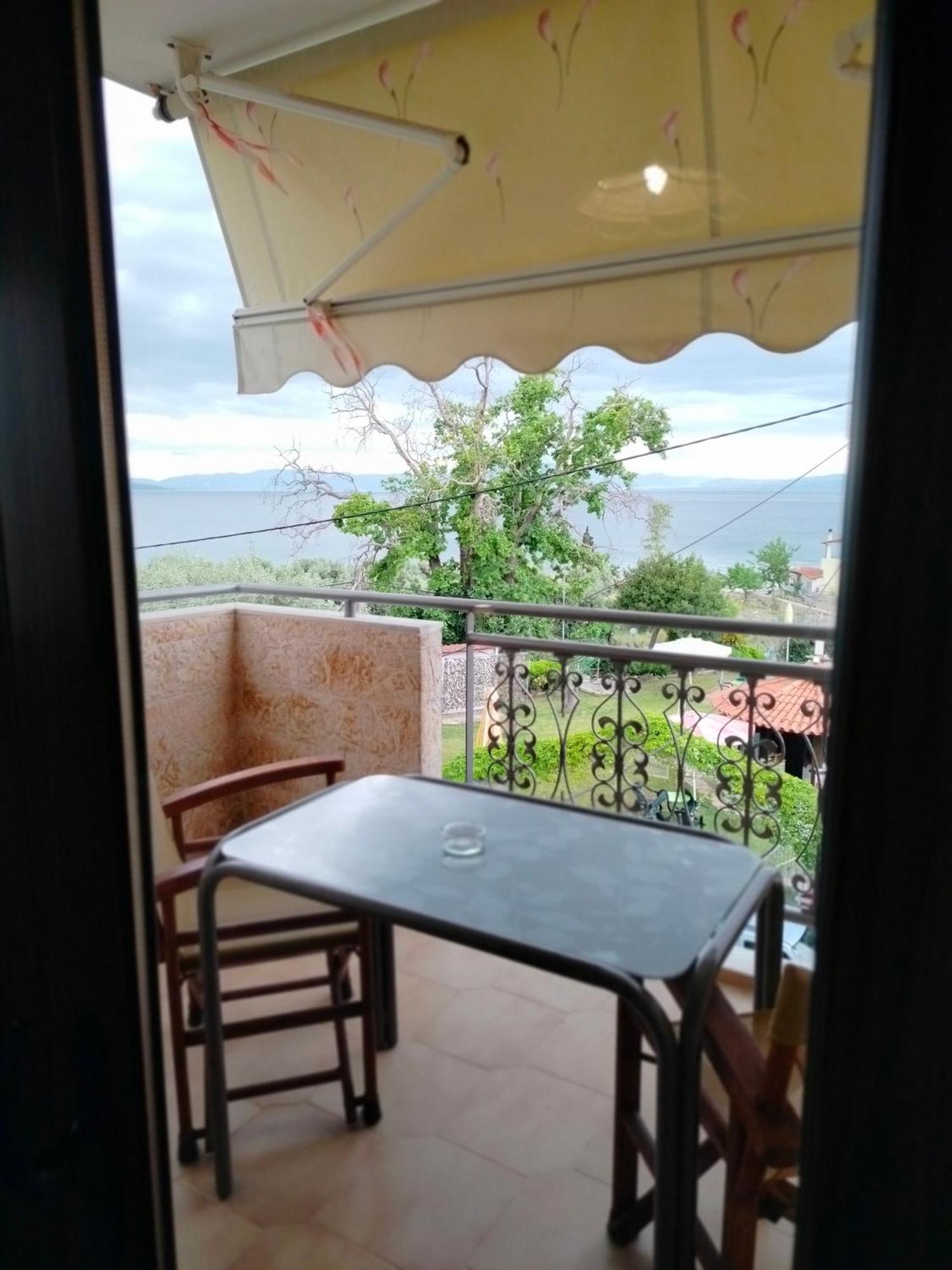 Iliahtida Apartments Rovies Dış mekan fotoğraf