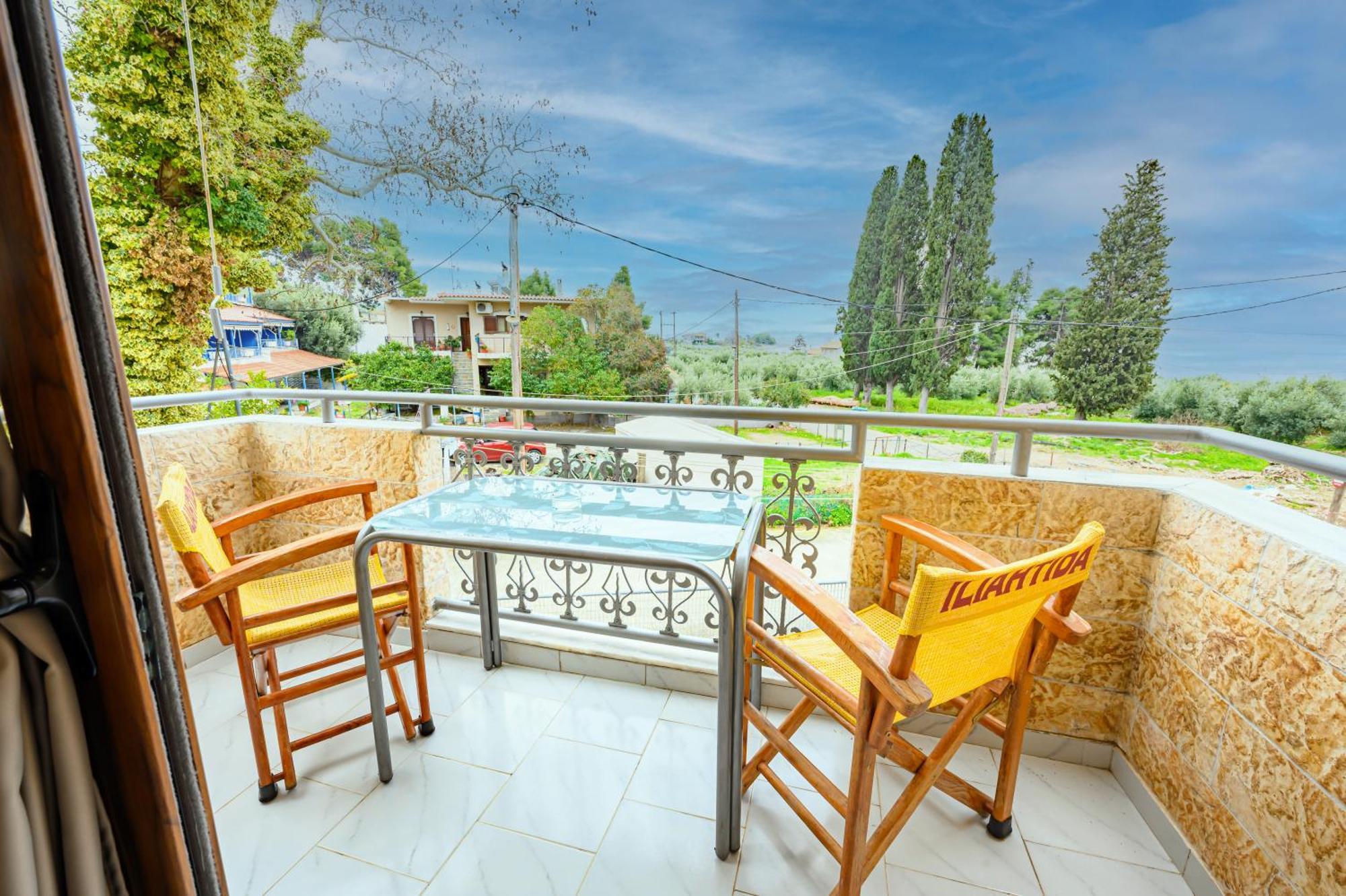 Iliahtida Apartments Rovies Dış mekan fotoğraf